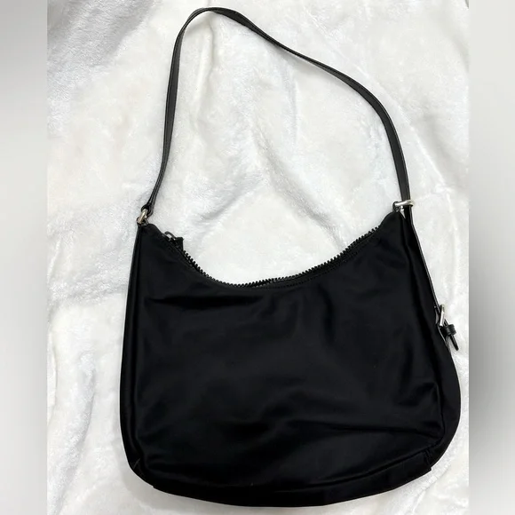 Black Kate Spade Purse EUC - Picture 2 of 4